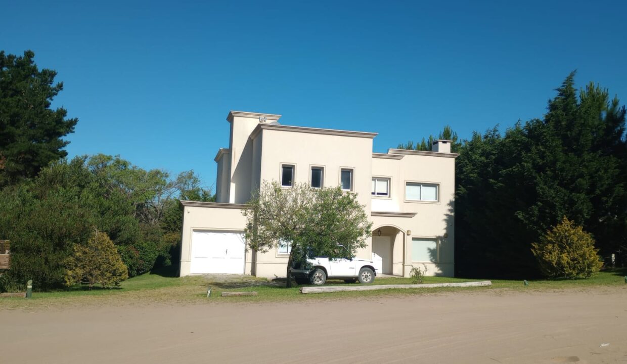 WhatsApp Image 2024-12-12 at 12.38.04